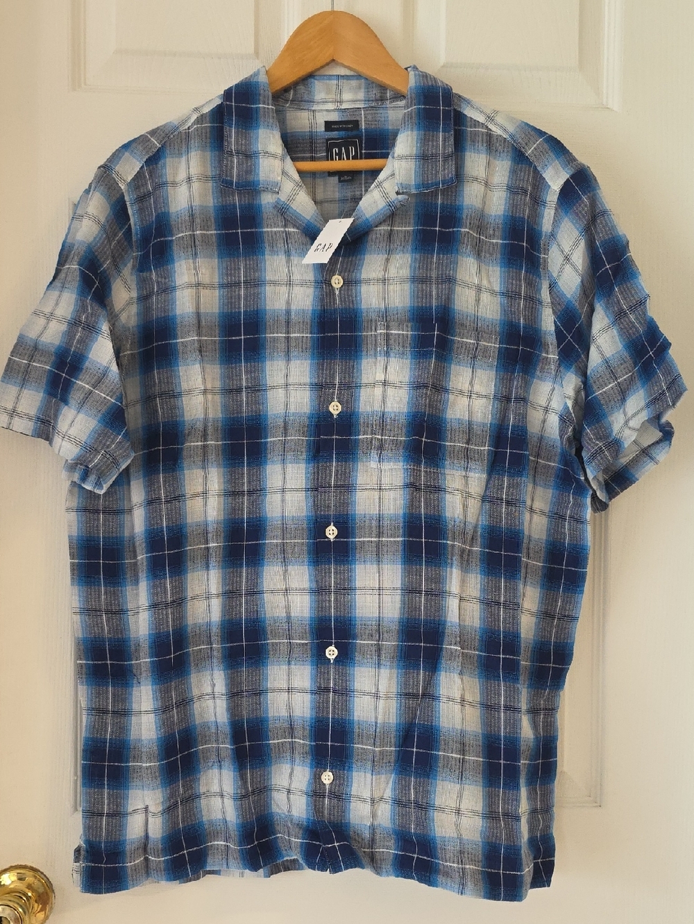GAP Men's Blue & White Short-Sleeve Plaid Button Down Shirt New W/ Front Pocket